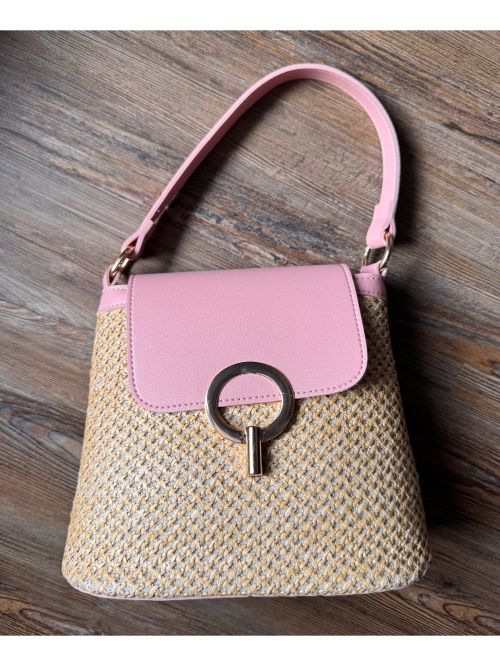 Pink Sarah & Stone bag - The Winona Bucket Bag - Picture 4 of 10
